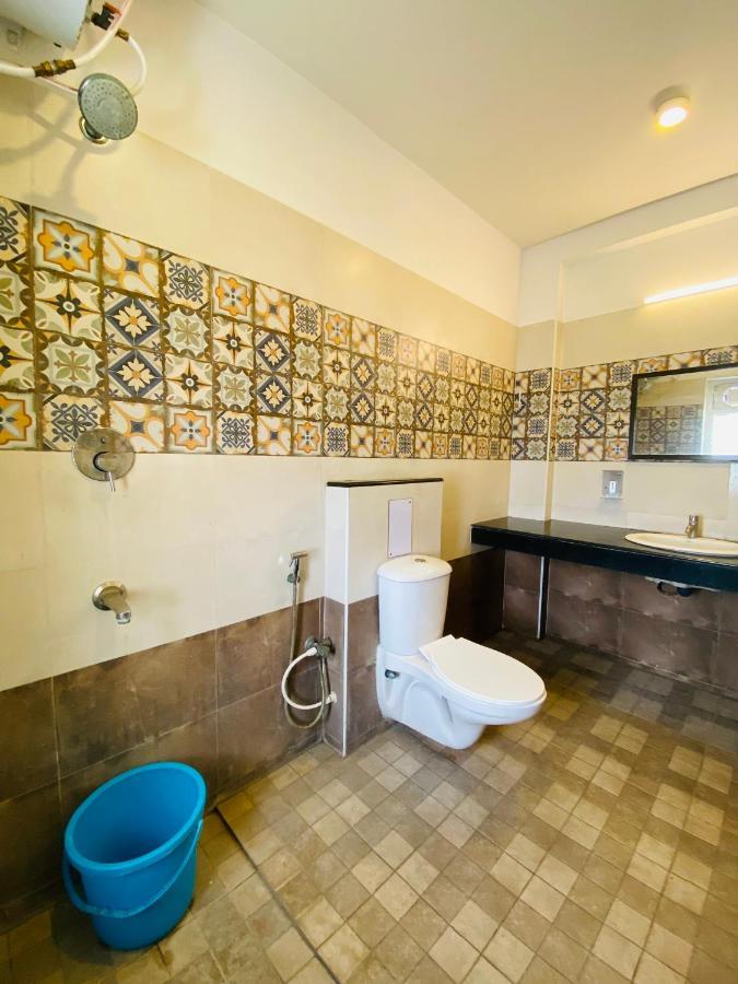 Tulips Residency - Airport Hotel Pilamedu Екстериор снимка