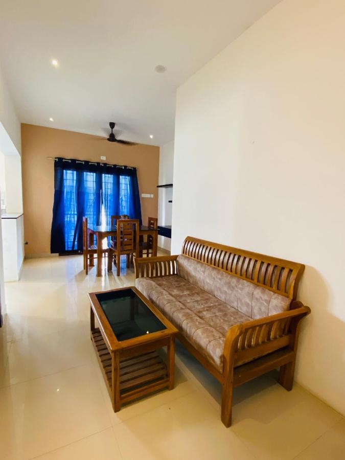 Tulips Residency - Airport Hotel Pilamedu Екстериор снимка
